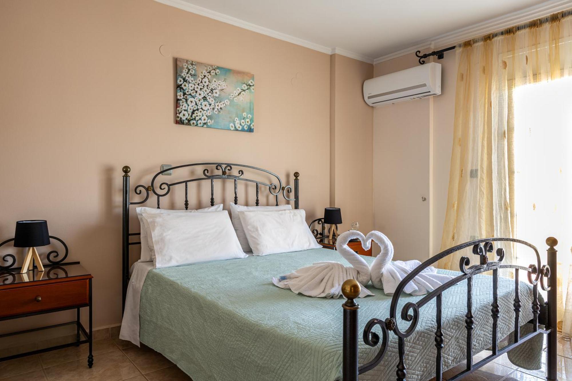 Pavlos Apartments Argostoli  Eksteriør billede