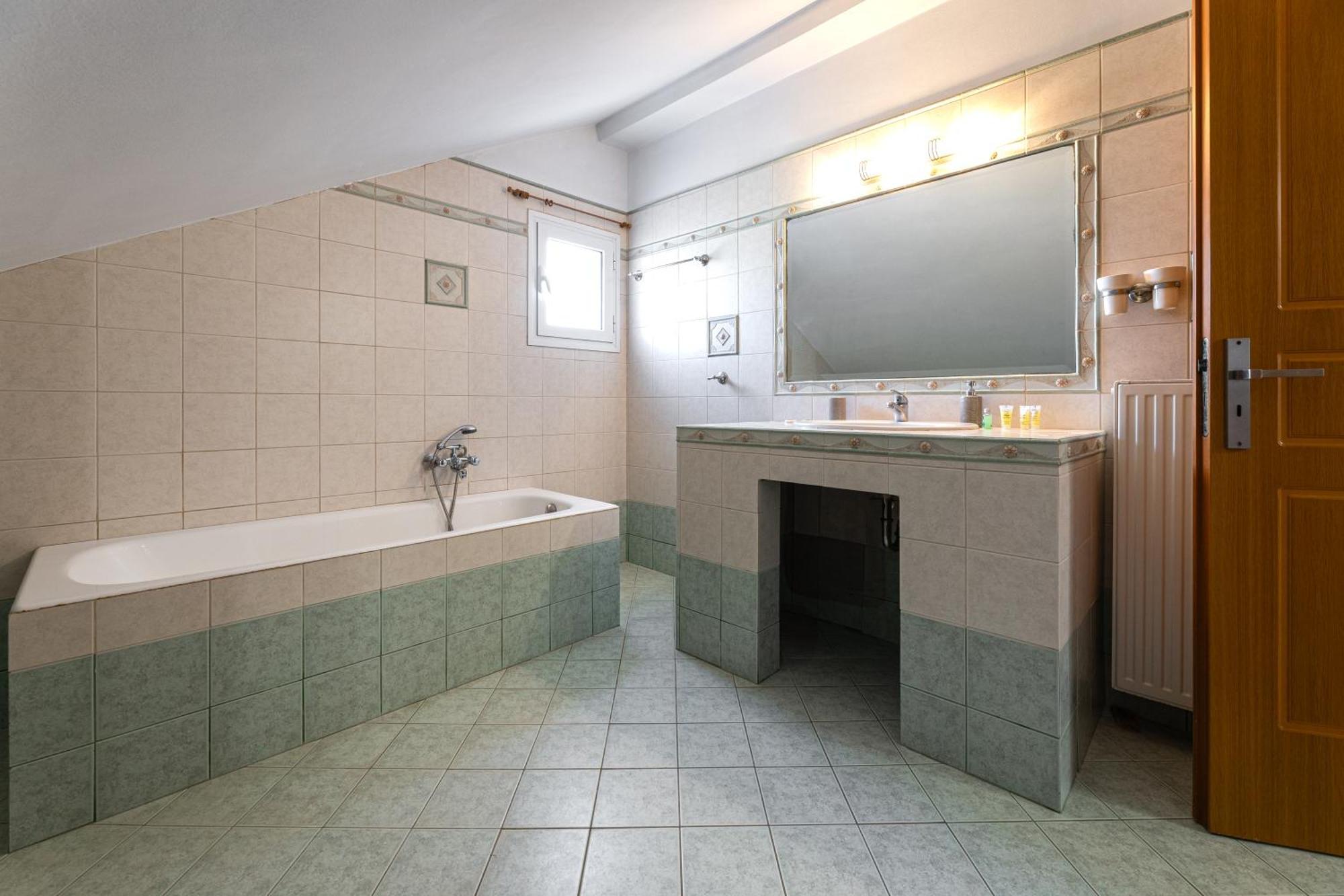 Pavlos Apartments Argostoli  Eksteriør billede