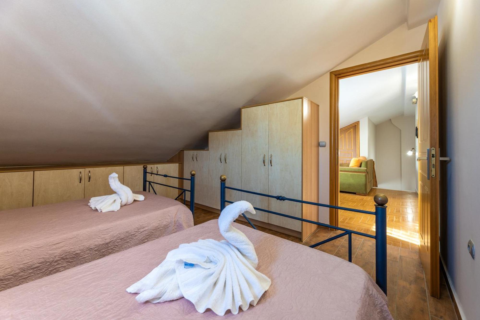 Pavlos Apartments Argostoli  Eksteriør billede